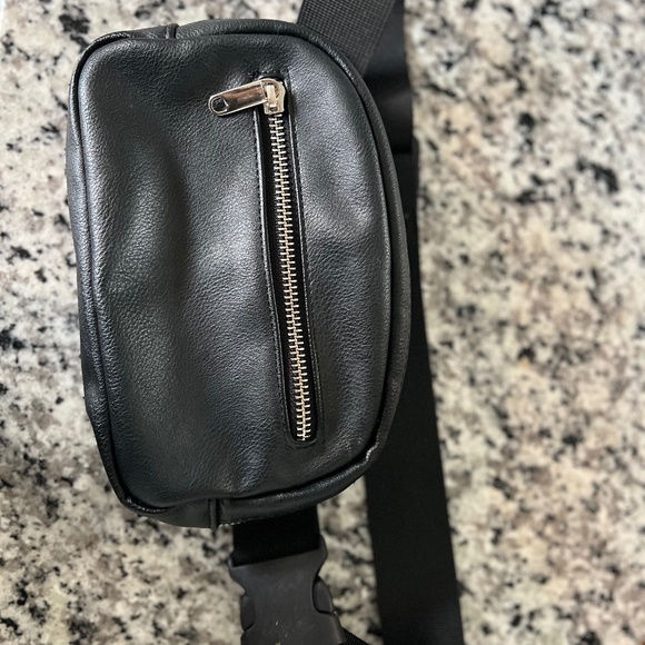 Wild Fable Purse - Picture 1 of 1